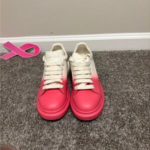 Alexander McQueens “white pink” mwns shoes 
Men’s size - 9.5